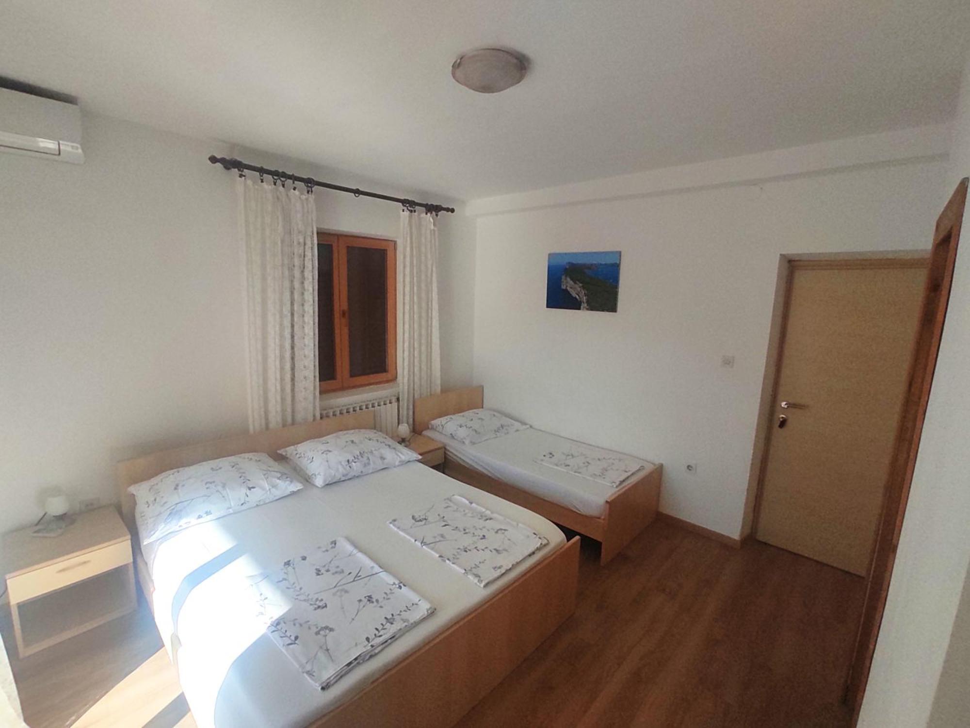 Hotel Pansion Marta Bibinje Esterno foto